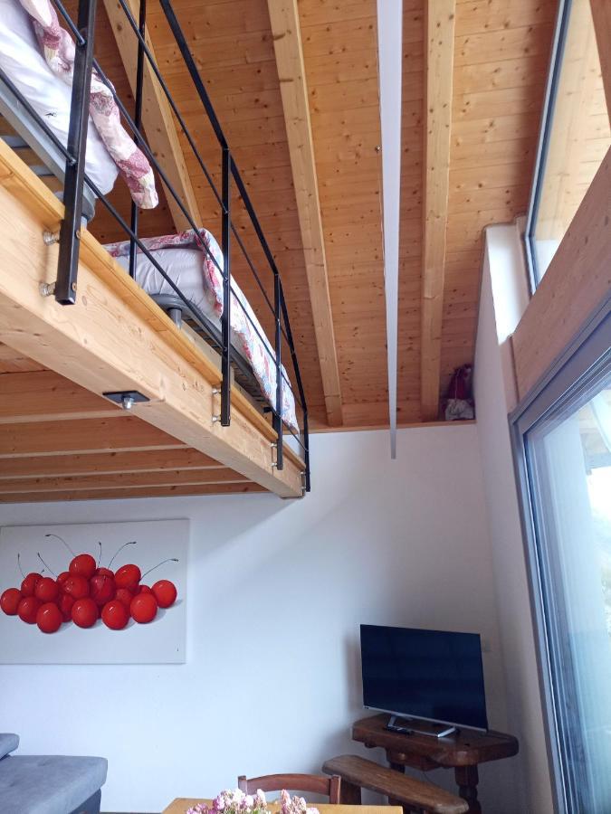 Casa Vacanze Ca'Del Miro Montemezzo Bugiallo Bagian luar foto