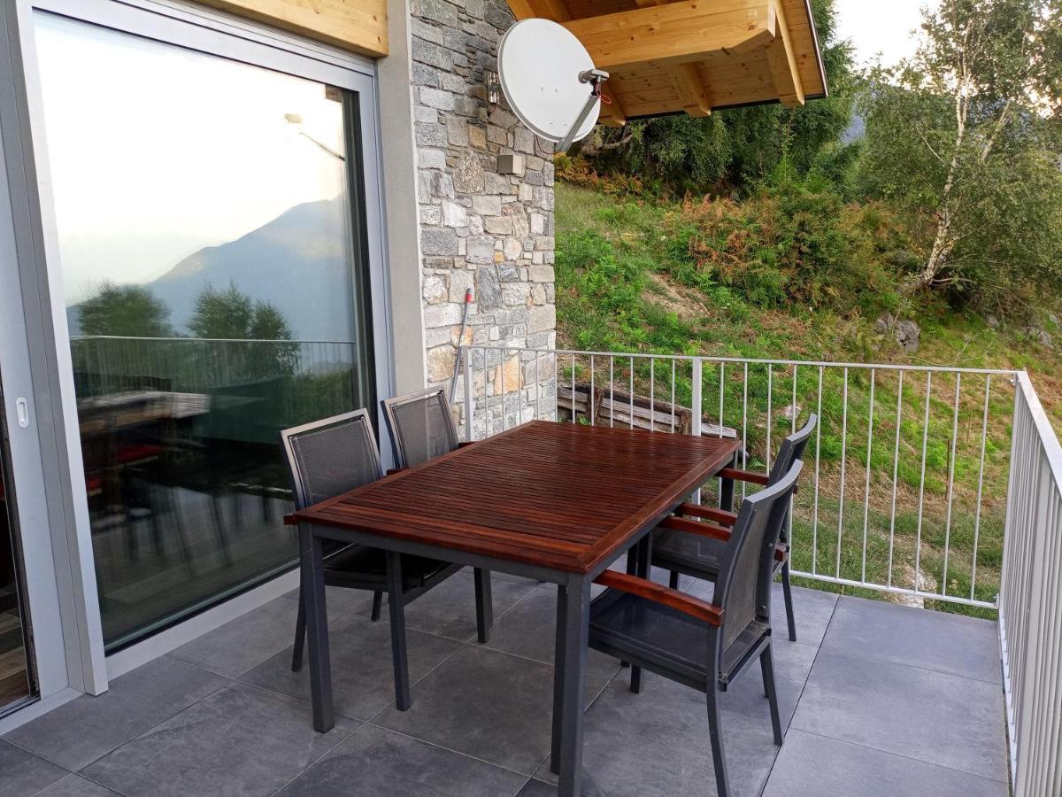 Casa Vacanze Ca'Del Miro Montemezzo Bugiallo Bagian luar foto
