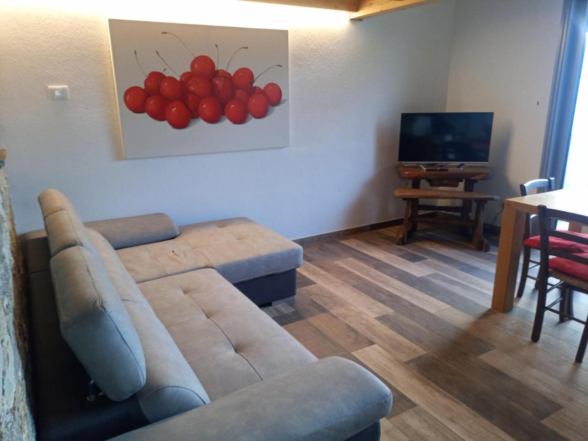 Casa Vacanze Ca'Del Miro Montemezzo Bugiallo Bagian luar foto