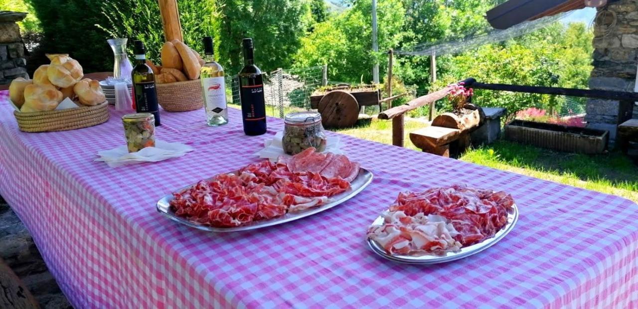 Casa Vacanze Ca'Del Miro Montemezzo Bugiallo Bagian luar foto