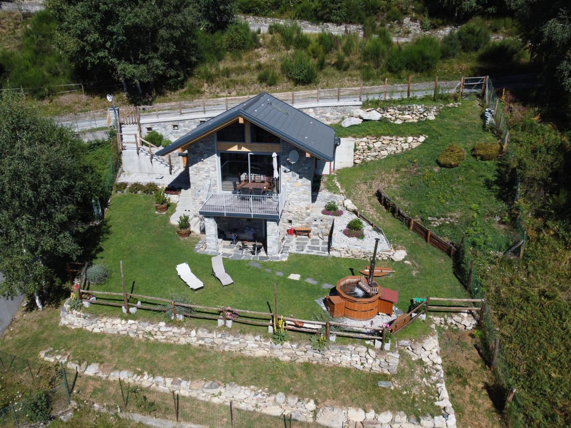 Casa Vacanze Ca'Del Miro Montemezzo Bugiallo Bagian luar foto